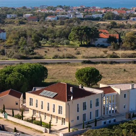 Ljubica Bed & Breakfast 4*