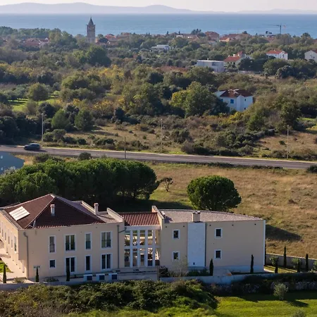 Bed & Breakfast Ljubica 4*