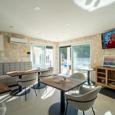 Ljubica 4* Zaton (Zadar)
