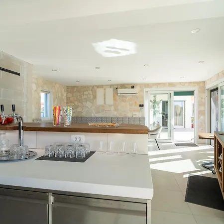 Bed & Breakfast Ljubica 4*