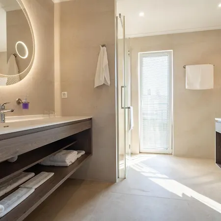 Bed & Breakfast Ljubica 4*