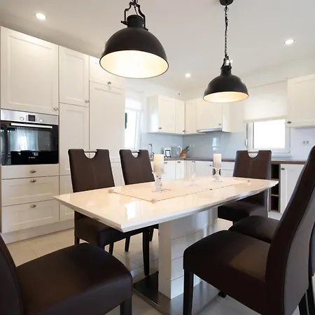 Ljubica Zaton (Zadar)