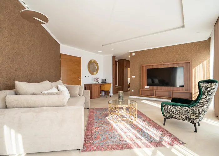 Bed & Breakfast Ljubica 4*