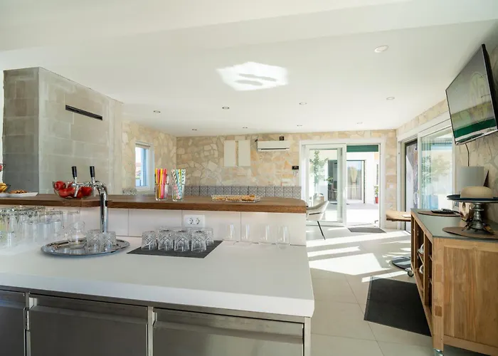 Bed & Breakfast Ljubica 4*